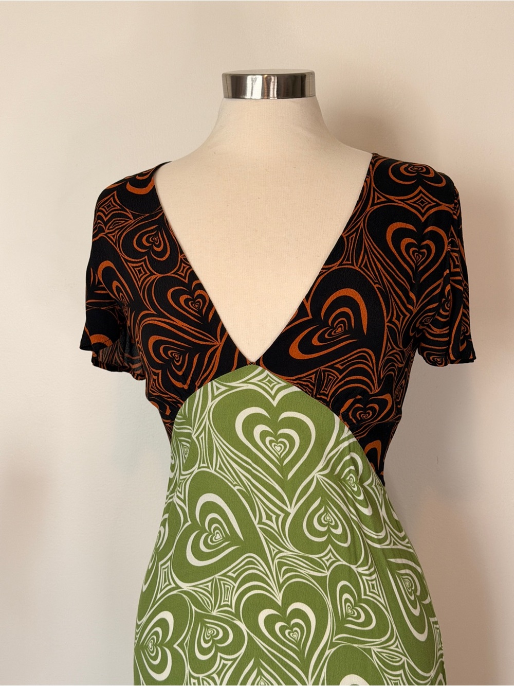 Lisa Says Gah Black and Orange Patterned Top